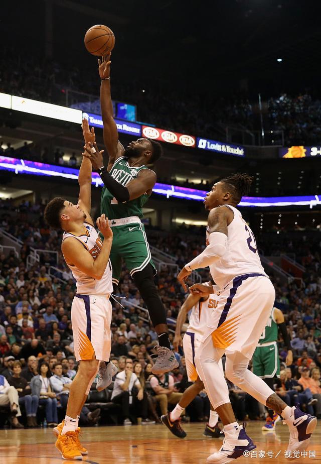 山西队鏖战凯尔特人,莫兰特统治全场 山西队鏖战凯尔特人,莫兰特统治全场