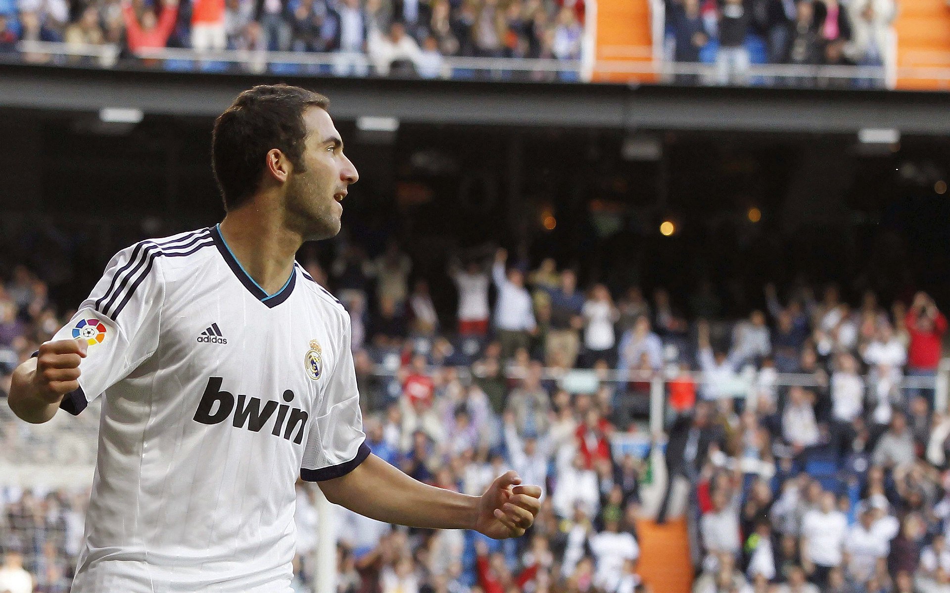 绿茵上的独舞者，当佩德里在澳葡之战中定义唯一