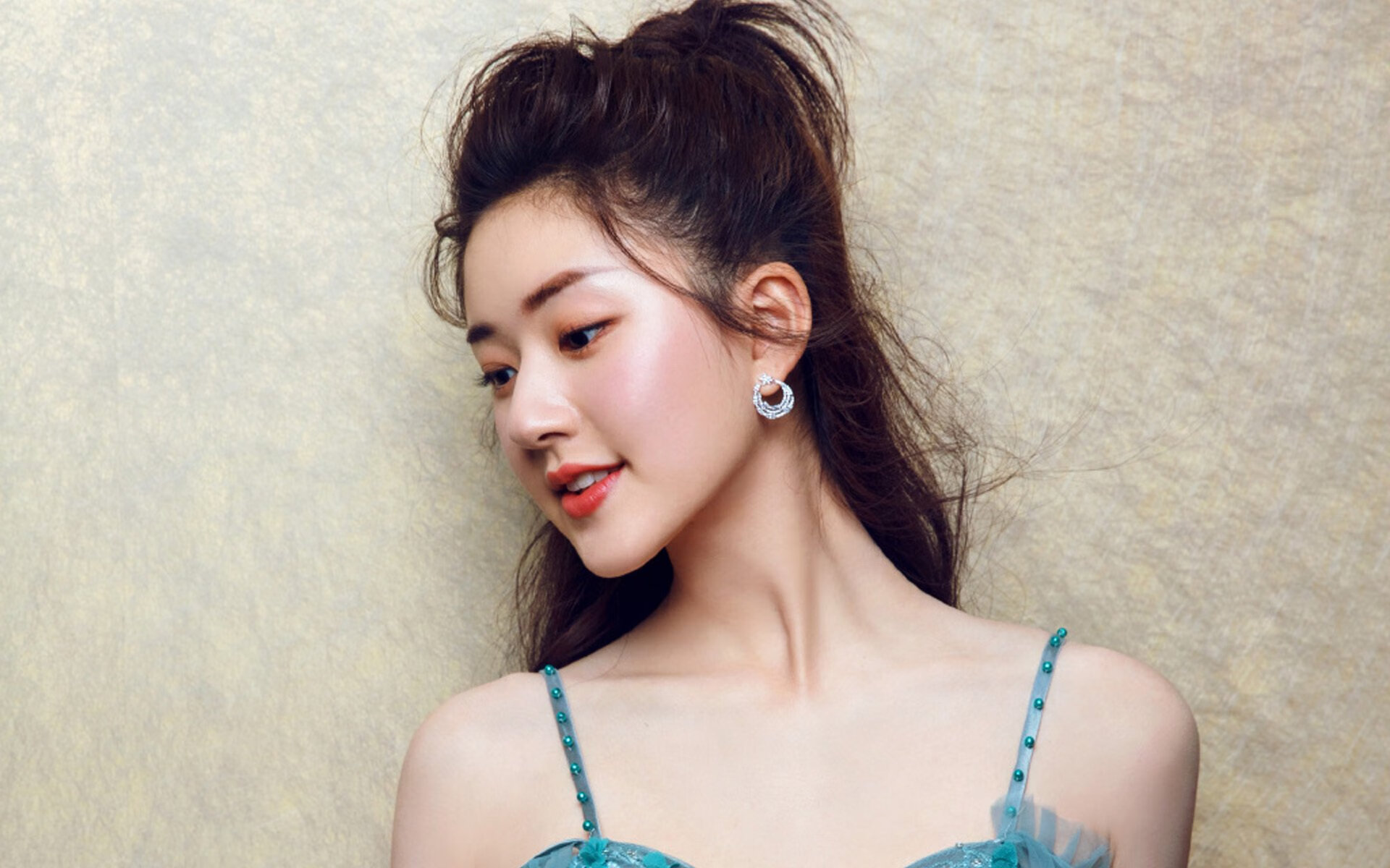 光芒与逆流，哈弗茨的闪耀时刻与冰岛队的寒冰奇迹